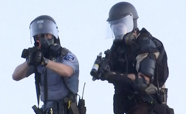 Police Fire Tear Gas Near White House As Trump Vows Military Deployment To Control Protests