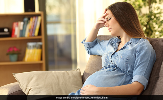 Battle Morning Sickness With These 3 Expert-Approved Natural Remedies