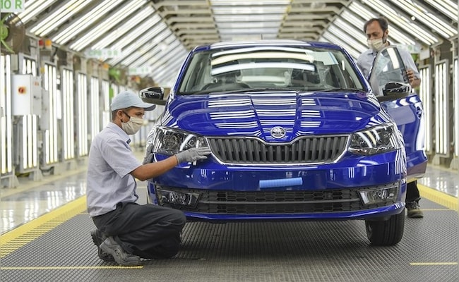 ફોક્સવેગન ઇન્ડિયા યુનિટને $1.4 બિલિયનની કરચોરીની નોટિસનો સામનો કરવો પડ્યો છે