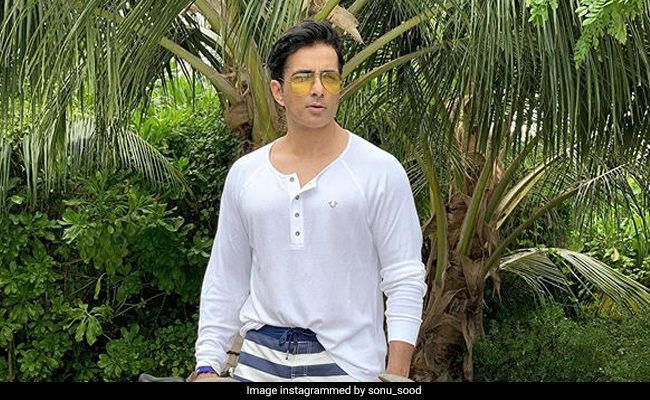 Sonu Sood Had A Plan For Tackling Cyclone Nisarga. Read His ROFL Tweet