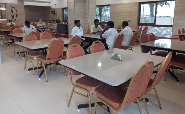 Sluggish Reopening For Restaurants In Chennai Amid COVID-19 Spike