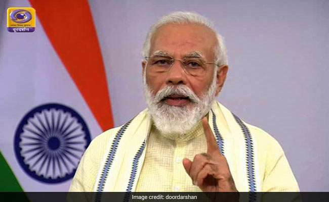 फेस मास्क पहनने के नियम का सख्ती से पालन हो, कोई भी नियमों से ऊपर नहीं है: पीएम मोदी