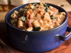 How To Make Pasta In A Curry Within 30 Minutes (Recipe Inside) How To Make Pasta In A Curry Within 30 Minutes (Recipe Inside)