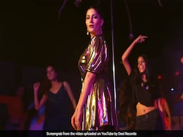 Sapna Choudhary ने लॉकडाउन में कर दिया धमाल, 'डोप छोरा' में डांस फ्लोर पर मचाई धूम- देखें Video Sapna Choudhary ने लॉकडाउन में कर दिया धमाल, 'डोप छोरा' में डांस फ्लोर पर मचाई धूम- देखें Video