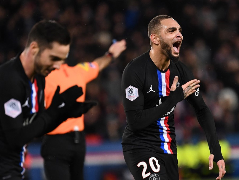 France's Layvin Kurzawa Extends Paris Saint-Germain Deal Until 2024
