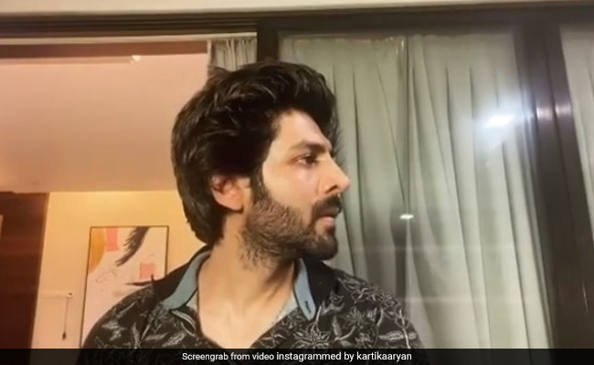 कार्तिक आर्यन को मिला अमिताभ से चैलेंज तो उनकी मां बोलीं-उनके इतने बुरे दिन नहीं आए, जो....