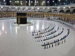 सऊदी अरब इस बार करीब 1000 लोगों को ही देगा हज यात्रा की इजाजत: मंत्री सऊदी अरब इस बार करीब 1000 लोगों को ही देगा हज यात्रा की इजाजत: मंत्री