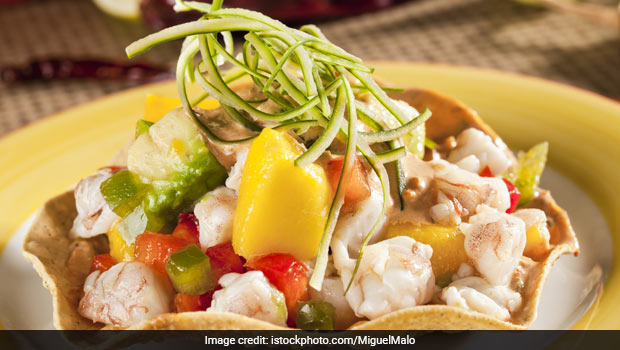 How To Whip Up Mango Tostada For A Quick Evening Snack (Recipe Video Inside)