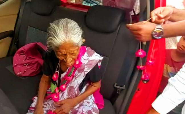 93-Year-Old Woman Reunites With Family After 40 Years Amid Lockdown