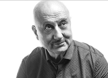 Anupam Khers Late Night Meal Becomes A Moment Of Pride For Indians; Heres Why