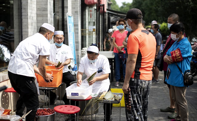Beijing Eases Lockdown As Coronavirus Mass Testing Gathers Pace