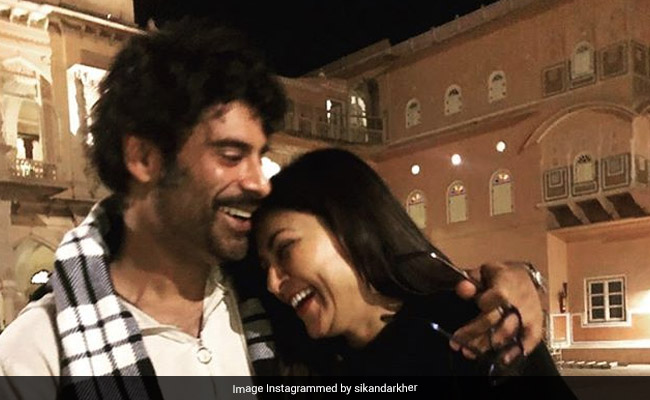"Ride Of A Lifetime," Writes Sushmita Sen's <i>Aarya</i> Co-Star Sikandar Kher