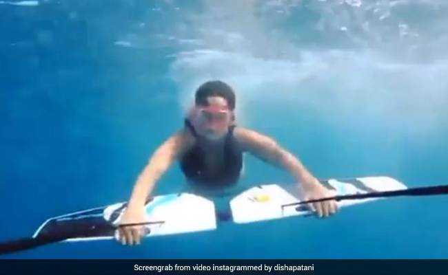 दिशा पटानी ने दिखाया नया अंदाज, समुद्र में तैराकी करती आईं नजर- देखें Video