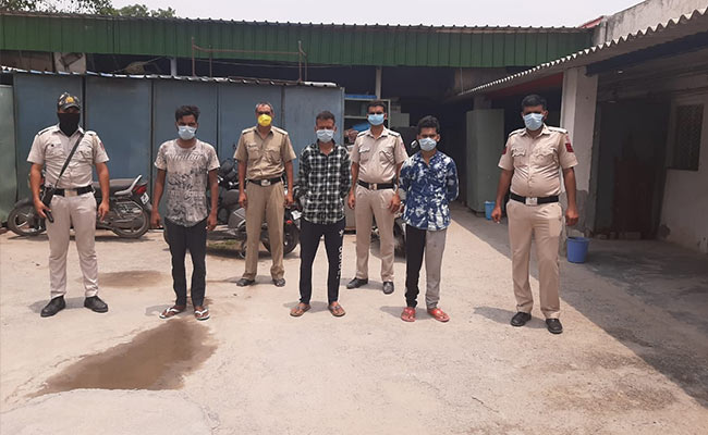 सस्‍ते सोने के नाम पर ठगी करने वाले कैंडी बाबा की पुलिस रिमांड बढ़ी, यूं जीतता था लोगों का भरोसा..