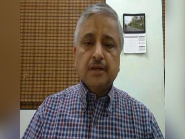 In Cities Like Delhi, Presume Everyone Is Positive: AIIMS Director