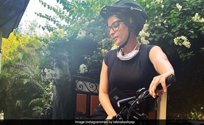 ताहिरा कश्यप को पसंद है साइकिल चलाना, Photo शेयर करते हुए कहा- ''इससे मैं खुद को मानसिक तौर पर...''