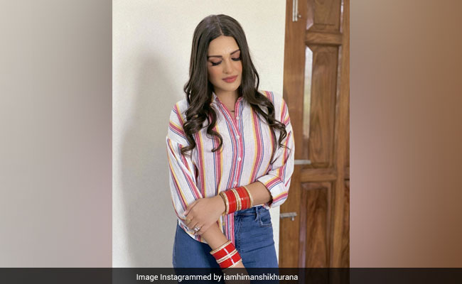 Himanshi Khurana's Latest Instagram Post Prompts Wedding Rumour