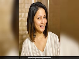 हिना खान ने नए हेयरकट के साथ स्ट्रेस को कहा गुड बाय, देखें उनके ''New Look'' की Pics हिना खान ने नए हेयरकट के साथ स्ट्रेस को कहा गुड बाय, देखें उनके ''New Look'' की Pics