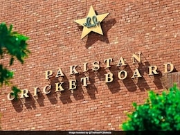 पाकिस्तान के खिलाड़ियों को कितनी सैलरी देता है PCB? भारत के मुकाबले इतनी कम