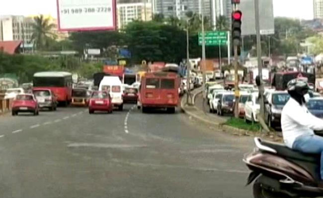 Supreme Court Defers Hearing On BS4  Vehicle Sales To July 31
