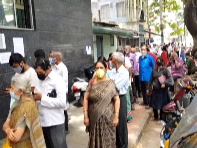 "Worse Than COVID": Seniors Line Up For Cash At Crisis-Hit Karnataka Bank