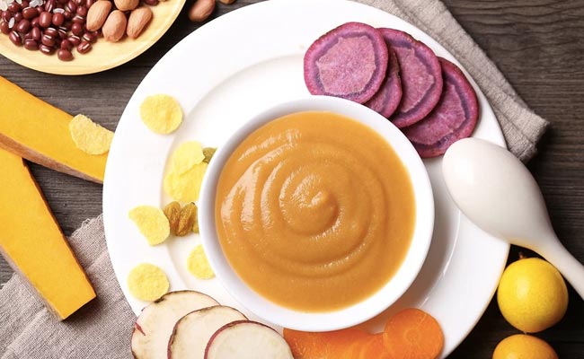 5 Nutritious Fruit Purees For Your Little Baby