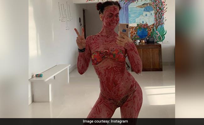 Can You Identify The Actress Whose Love For Beetroot Made Her Do This?