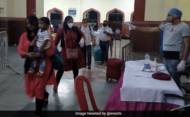 1.4 Lakh Passengers On Day-1 As 200 Trains Restart Today. List Here