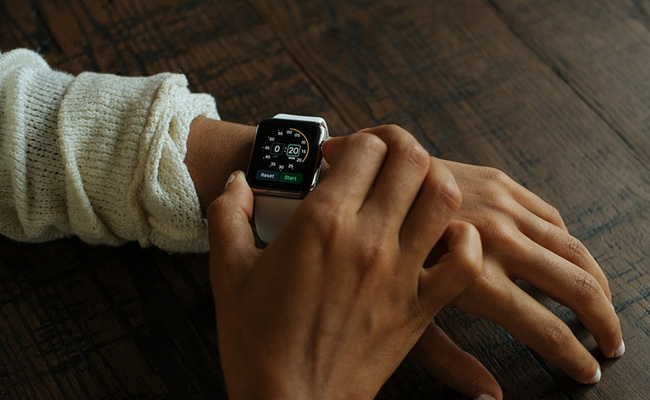 Amazon Sale 2020: 7 Stylish Smart Watches On Sale For Under Rs 9,999