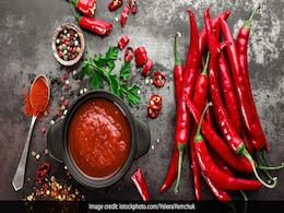 Red Chilli Side Effects: क्यों नहीं करना चाहिए लाल मिर्च का ज्यादा सेवन, यहां जानें 5 कारण Red Chilli Side Effects: क्यों नहीं करना चाहिए लाल मिर्च का ज्यादा सेवन, यहां जानें 5 कारण