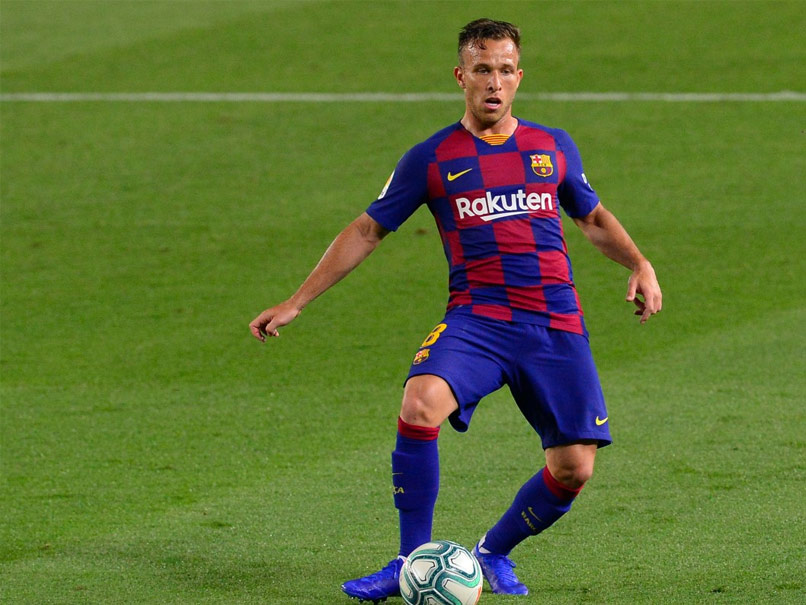 Barcelona And Juventus Confirm Arthur Melo, Miralem Pjanic Swap Deal