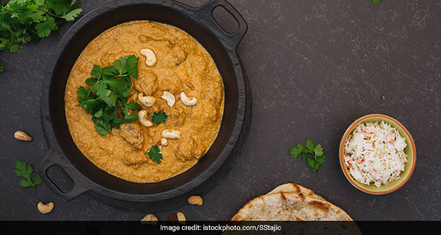 Watch: This Masala Bell Pepper Curry Is A Yummy Respite You Deserve Today!