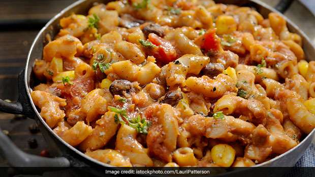 Easy Snacks Recipe: How To Make Whole Wheat, Tomato Masala Pasta From Scratch
