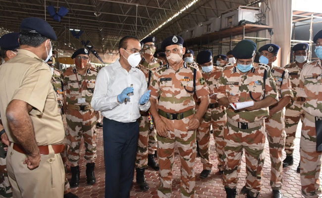 दिल्ली में सबसे बड़े कोविड केयर सेंटर का जिम्मा आईटीबीपी को, बल के डीजी ने लिया जायजा
