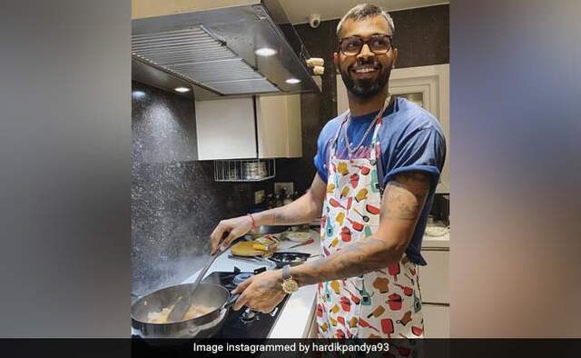 Hardik Pandya become chef at home Shikhar Dhawan react on it Hardik Pandya become chef at home Shikhar Dhawan react on it