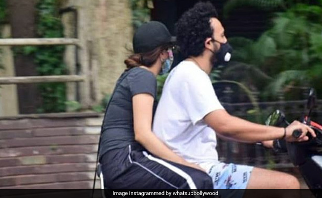 Shraddha Kapoor Goes On A Bike Ride With Rumoured Boyfriend Rohan Shreshtha