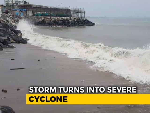 Mumbaikars Following BMC Advisory, Staying Indoors
