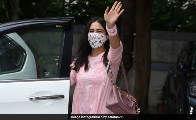 Sara Ali Khan, Back To Work, Greets The Paparazzi. See Pics