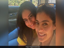 न्यासा देवगन ने अपनी मॉम काजोल को लेकर Video में कहा- हम दोनों बहुत लाउड हैं और... न्यासा देवगन ने अपनी मॉम काजोल को लेकर Video में कहा- हम दोनों बहुत लाउड हैं और...