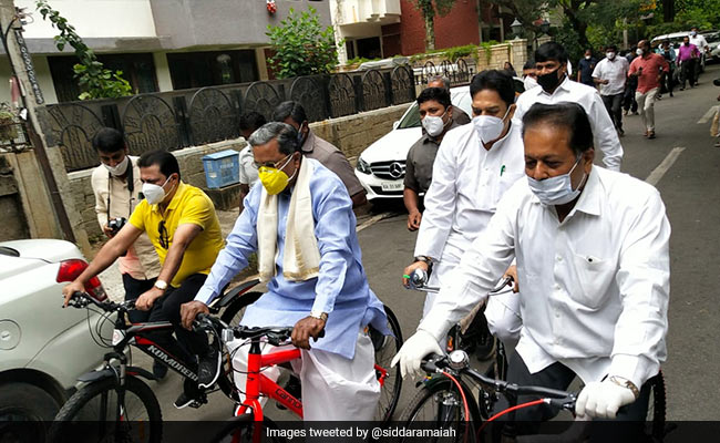 Former Karnataka Chief Minister Siddaramaiah's Cycle Protest Against Fuel Price Hike