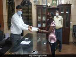 Jharkhand Teen Archer Sonu Khatoon Sells Vegetables On Road To Survive Jharkhand Teen Archer Sonu Khatoon Sells Vegetables On Road To Survive