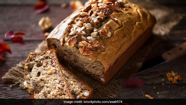 How To Make Easy Banana Walnut Cake With Overripe Bananas (Recipe Inside)