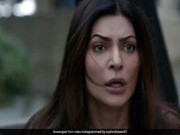 सुष्मिता सेन की पहली वेबसीरीज 'आर्या' का ट्रेलर हुआ रिलीज, एक्ट्रेस का दमदार अंदाज देख फैन्स हुए हैरान... देखें Video सुष्मिता सेन की पहली वेबसीरीज 'आर्या' का ट्रेलर हुआ रिलीज, एक्ट्रेस का दमदार अंदाज देख फैन्स हुए हैरान... देखें Video