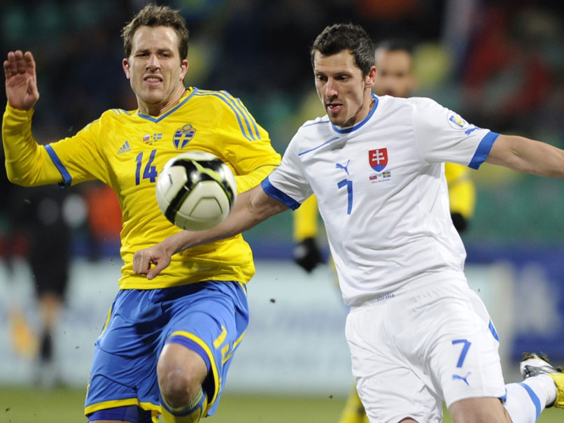 Former Slovakia Defender Marian Cisovsky Dies At 40 After Prolonged Illness