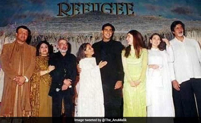 A Star-Studded <i>Refugee</i> Pic: Kareena Kapoor And Abhishek Bachchan With Amitabh Bachchan, Jaya Bachchan And Karisma Kapoor