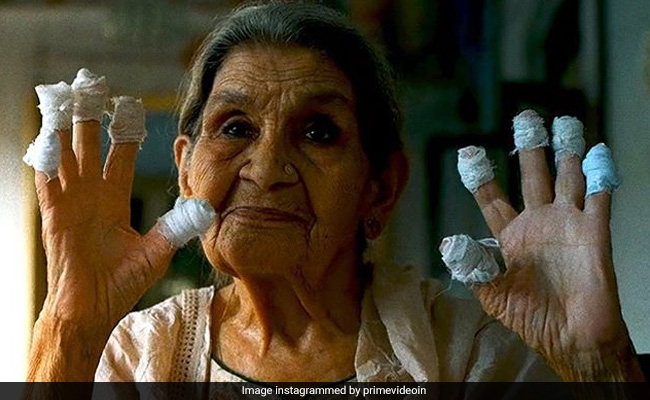 How Amitabh Bachchan Fan Farrukh Jafar, 88, Reacted When <I>Gulabo Sitabo</i> Was Offered