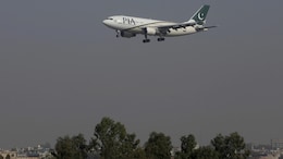 Britain Ends 5-Year Ban On Pakistani Airlines