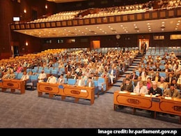 नेपाल में आर्थिक संकट : सरकारी एजेंसियों के ईंधन भत्ते में 20 प्रतिशत की कटौती की नेपाल में आर्थिक संकट : सरकारी एजेंसियों के ईंधन भत्ते में 20 प्रतिशत की कटौती की