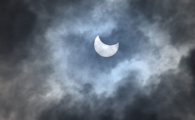 Surya Grahan 2020: Solar Eclipse Coincides With Summer Solstice This Year