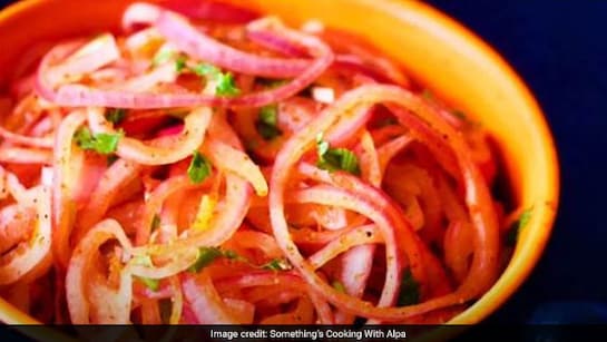 इन लोगों को जरूर खाना चाहिए प्याज के साथ ये सफेद चीज